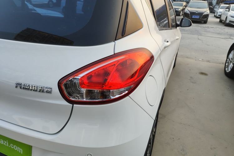 Used Baojun 310 2017 1.5L Automatic Luxury Model
