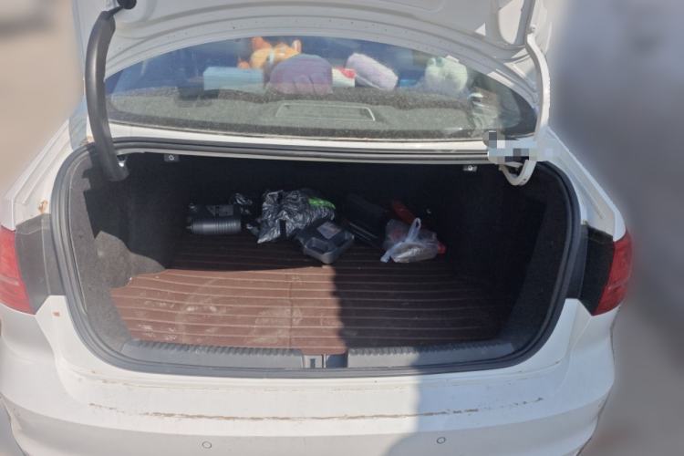 Used Volkswagen Sagitar 2017 230TSI Automatic Comfort Version Trunk