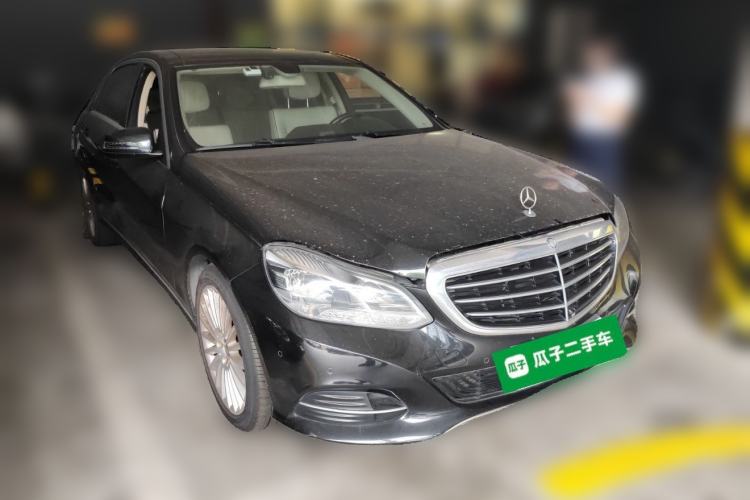 Used Mercedes-Benz E-Class 2015 E 260 L Front Right 45 Deg