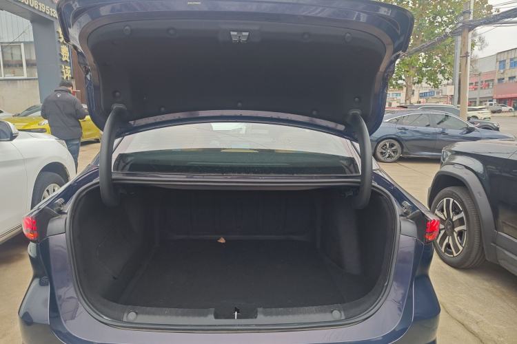 Used Geely Galaxy L6 2023 125km Starship
