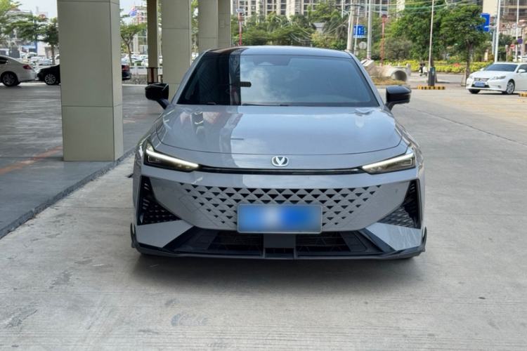 Used CHANGAN UNI-V 2024 1.5T Prestige Sport Edition
