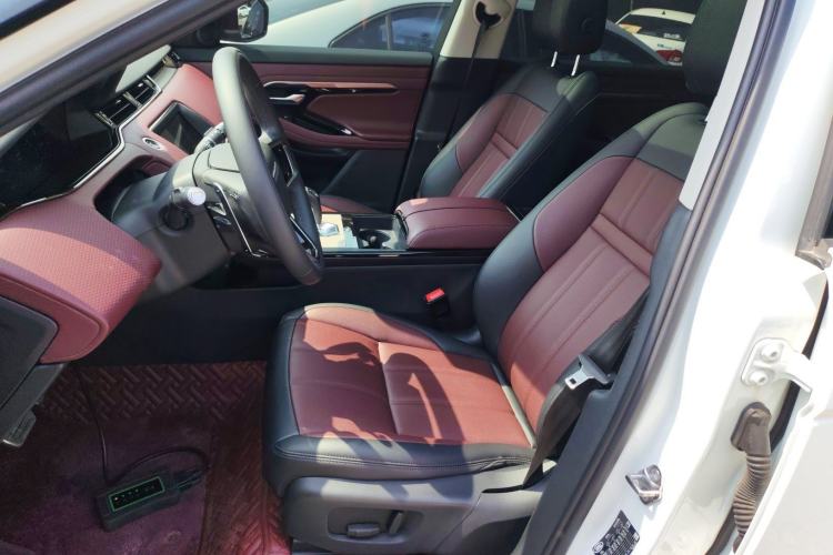 Used Land Rover Range Evoque 2021 Range Rover Velar 249 PS R-Dynamic S Performance Edition Left Front Seat