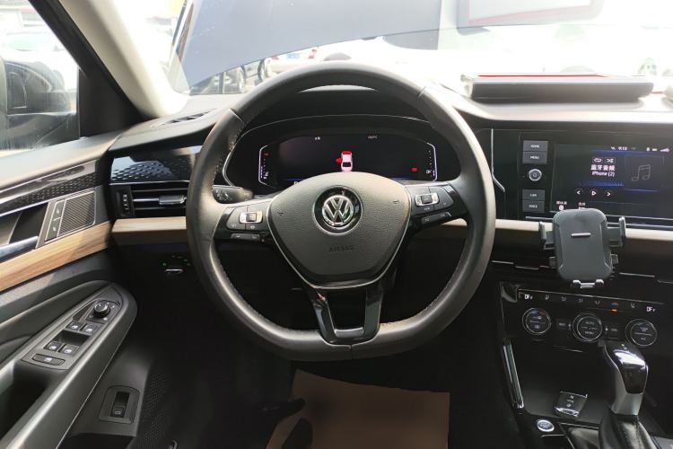 Used Volkswagen Passat 2019 330TSI Luxury Edition China VI Standard