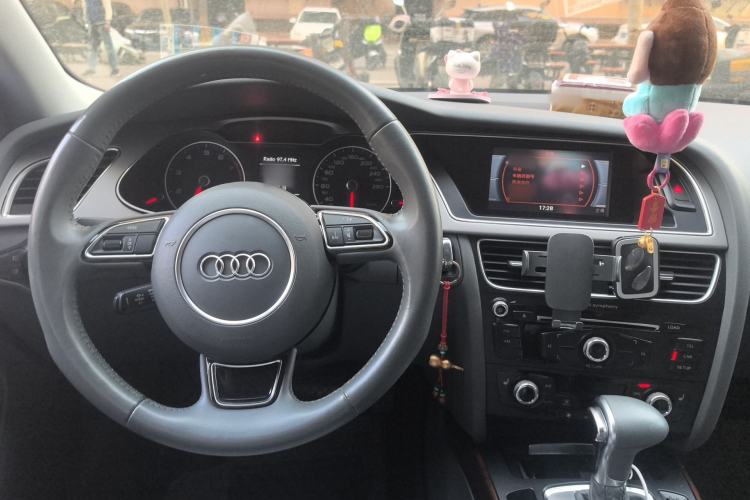 Used Audi A4L 2015 35 TFSI Automatic Comfort Model