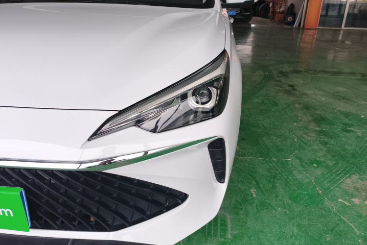 Used Roewe i5 2023 1.5L Manual Comfort Edition Left Front Headlight