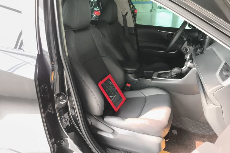 Used Toyota Wildlander 2024 2.0L CVT Two-Wheel Drive Leading Edition