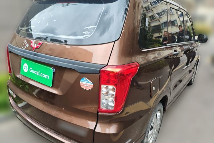 Used Wuling Hongguang 2019 1.5L S Basic Version China VI Standard LAR

