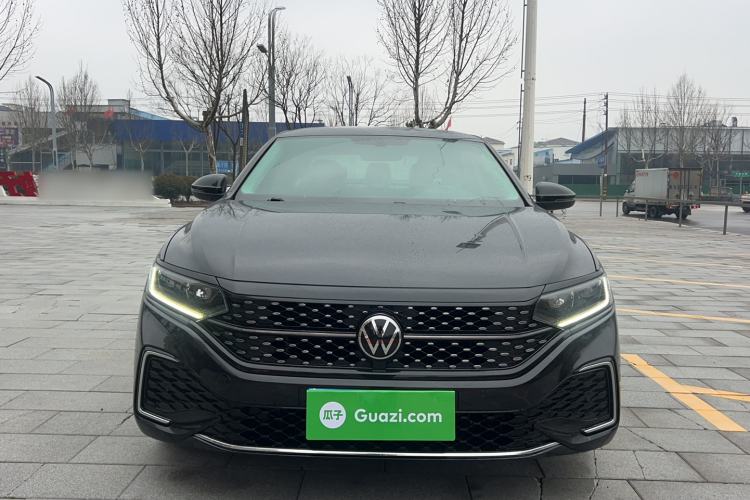 Used Volkswagen Passat 2023 330TSI Starry Elite Edition
