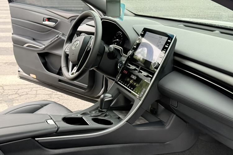 Used Toyota Avalon 2019 2.0L XLE Premium Edition China VI
