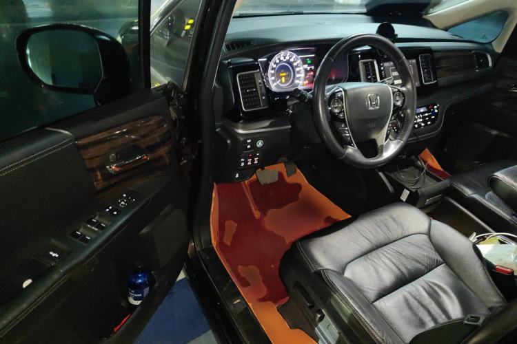 Used Honda Elysion 2016 2.4L Luxury Edition
