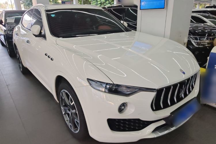 Used Maserati Levante 2016 3.0T Standard Edition Front Right 45 Deg