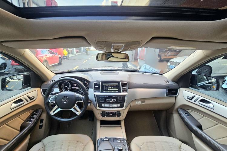 Used Mercedes-Benz GL-Class 2015 GL 400 4MATIC Dynamic Model
