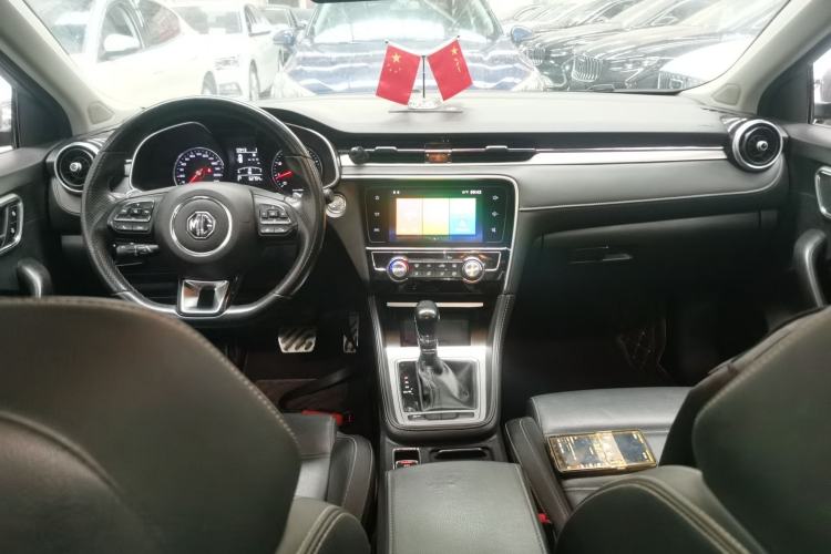 Used MG 6 2019 20T Automatic Sport Edition Center Console