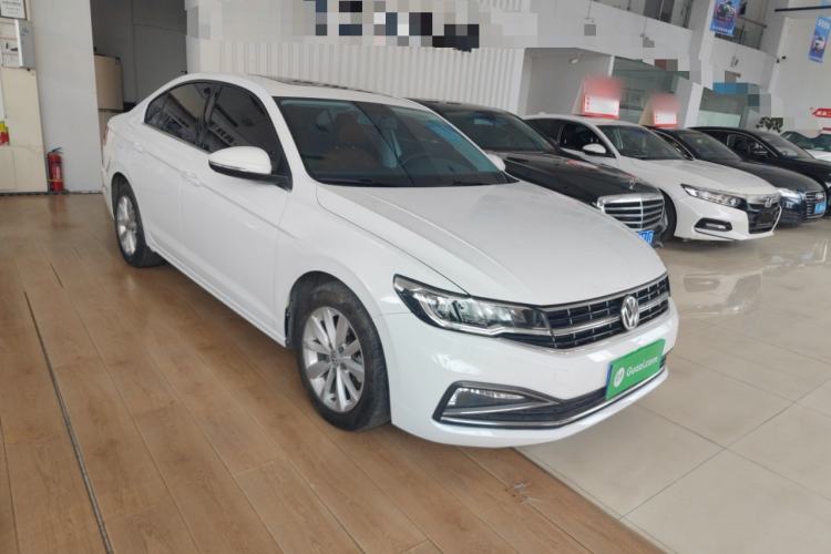 Used Volkswagen Bora 2019 1.5L Automatic Comfort Model Front Right 45 Deg