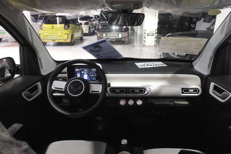 Used Wuling Hongguang MINIEV 2024 3rd Generation 215km Youth Edition