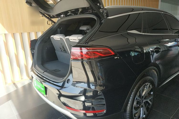 Used BYD Tang New Energy 2025 DM-i 115KM Prestige Model Trunk