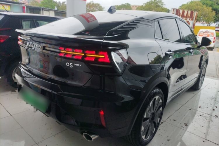 Used Lynk & Co 05 EM-P 2021 1.5TD PHEV HALO Rear Right 45 Deg