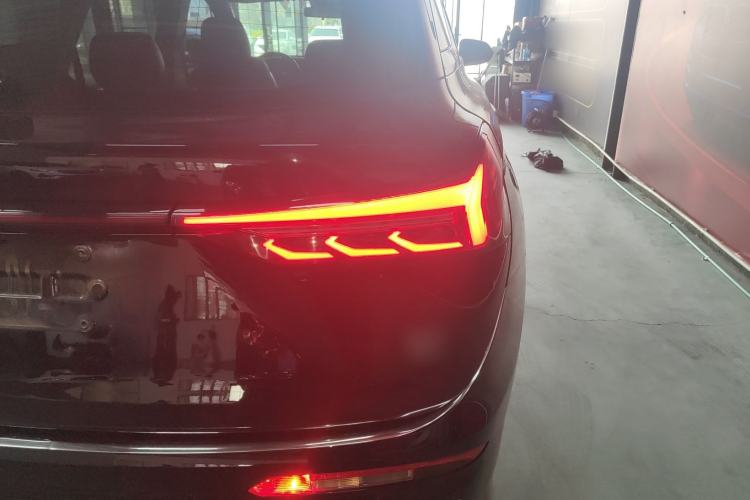 Used Landian E5 2024 Honor Edition 100KM Comfort Model 7 Seats Exterior 3