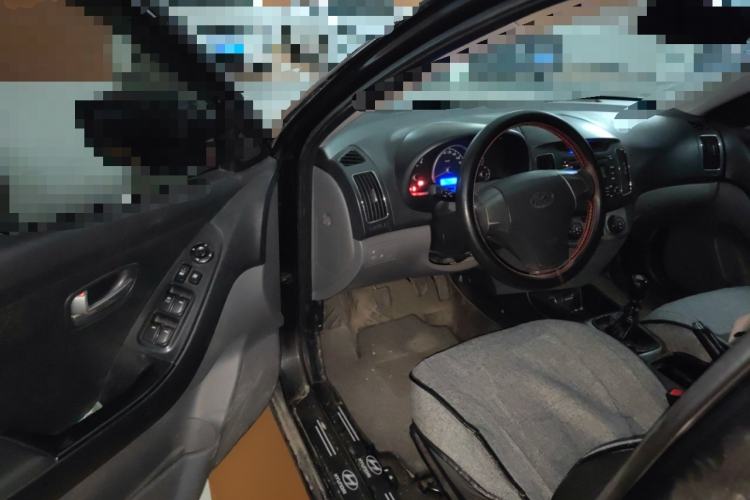 Used Hyundai Celesta 2011 1.6L Manual Comfort Edition