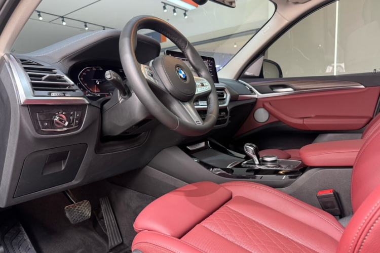 Used BMW X3 2023 xDrive30i Leading Model M Night Edition Package Left Front Seat