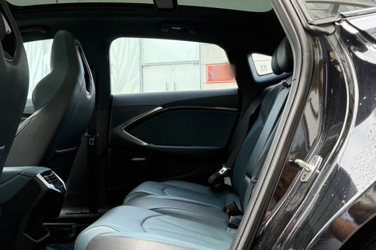 Used MG 7 2023 2.0T Automatic Trophy+ Ignition Glory Edition
