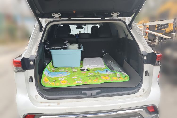 Used Toyota Highlander 2022 Dual-Engine 2.5L Four-Wheel Drive Prestige Version 7 Seats