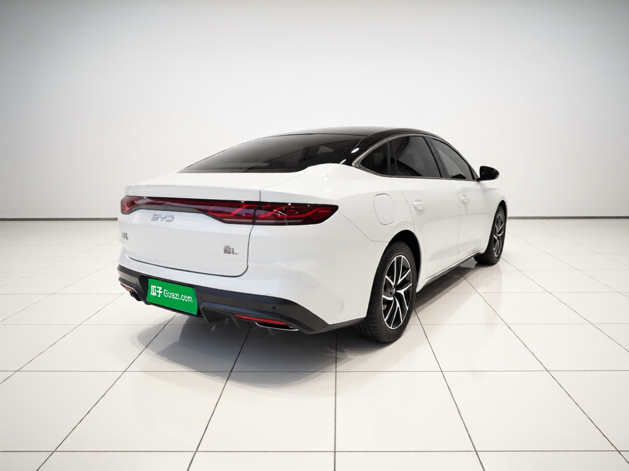 BYD Qin L 2024 DM-i 120KM Beyond Model — снимка 6