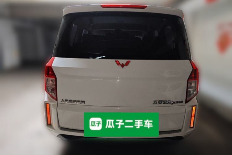 Used Wuling Hongguang PLUS 2019 1.5T Manual Comfort Version 7 Seats
