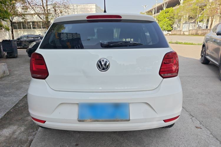 Used Volkswagen Polo 2016 1.4L Manual Fashion Model
