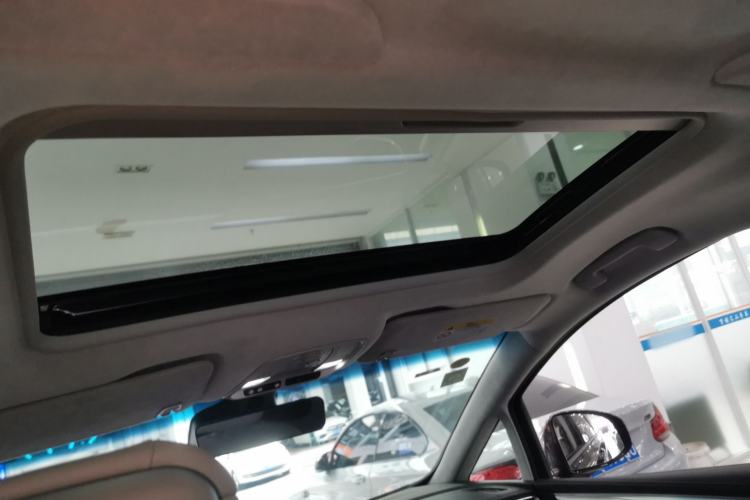 Used Buick GL8 2022 Avenir Aivia Six-Seat Deluxe Edition Headliner