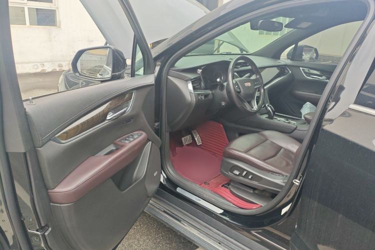 Used Cadillac XT6 2021 2.0T 7-Seater Two-Wheel-Drive Luxury Version
