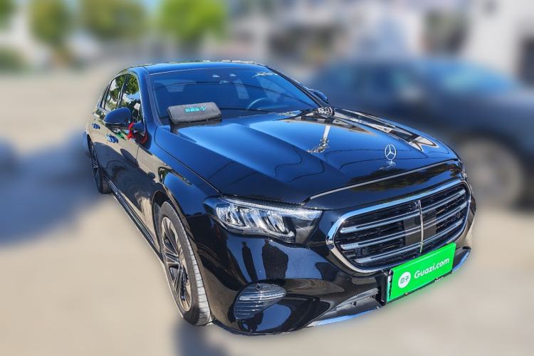 Used Mercedes-Benz E-Class New Energy 2024 E 350 e L Plug-in Hybrid Sedan Front Right 45 Deg