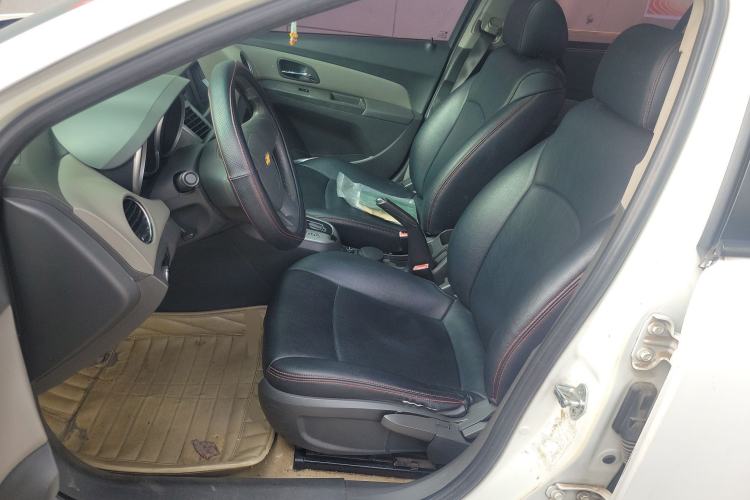 Used Chevrolet Cruze 2011 1.6L SL Grand Touring Edition Automatic
