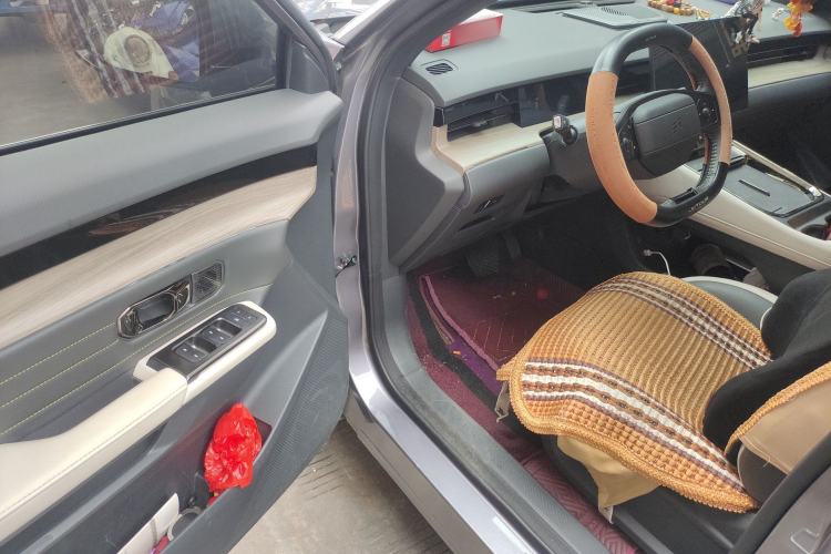 Used JETOUR Shanhai L6 2024 1.5TD DHT PRO