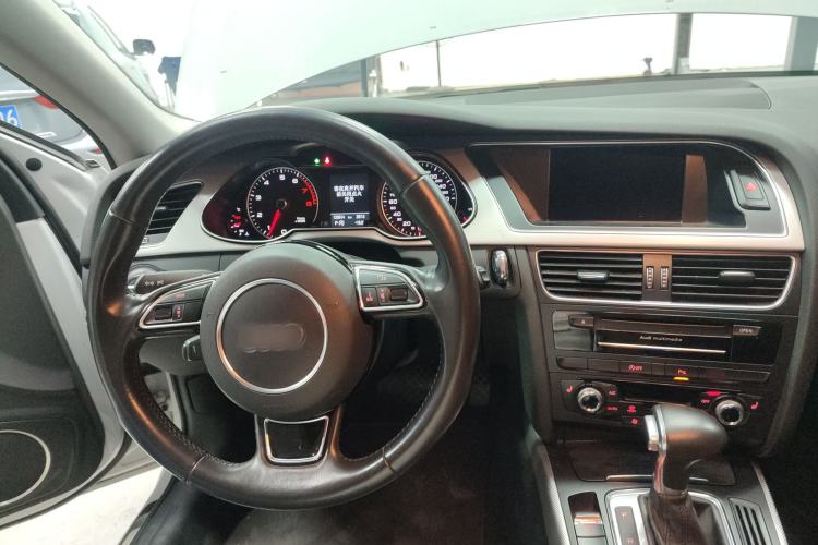 Used Audi A4 2014 40 TFSI allroad quattro plus version