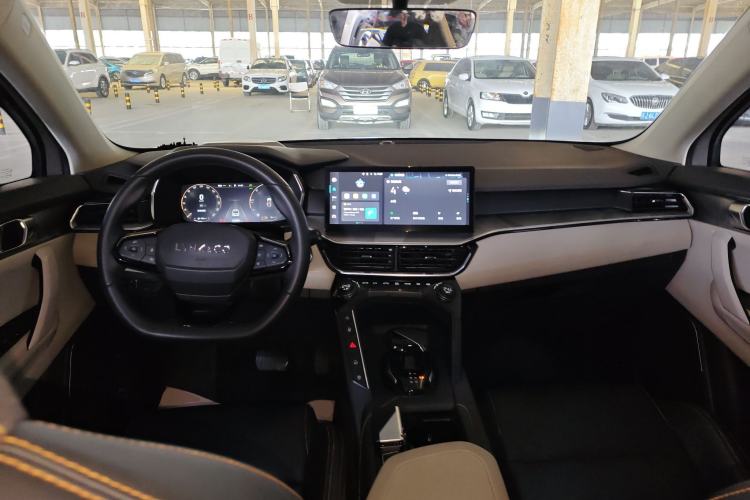 Used Lynk & Co 06 EM-P 2022 PHEV 84 km Range Pro Version