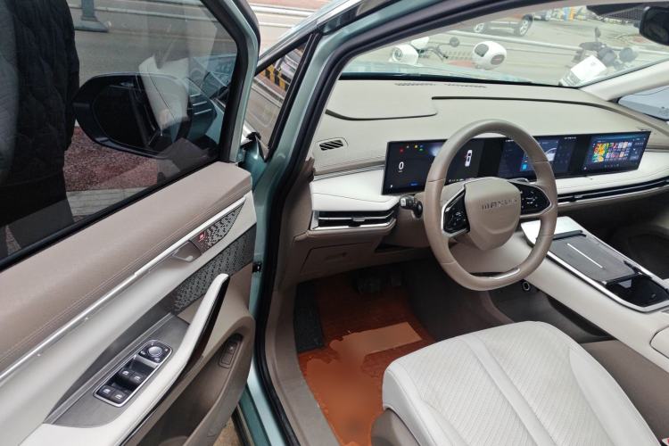 Used SAIC MAXUS Dajia 7 2023 – Alpine 7-Seater Version