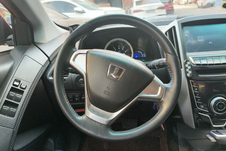 Used Luxgen U6 SUV 2014 1.8T Fashion Edition
