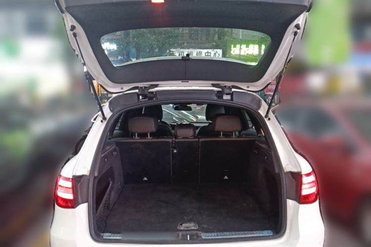 Used Mercedes-Benz GLC 2019 GLC 200 L 4MATIC Trunk