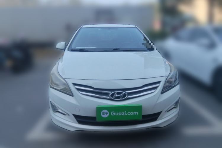 Used Hyundai Verna (older generation) 2014 1.4L Manual Smart GLS Trim