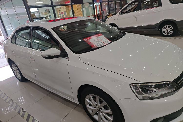 Used Volkswagen Sagitar 2012 1.4TSI Automatic Luxury Edition