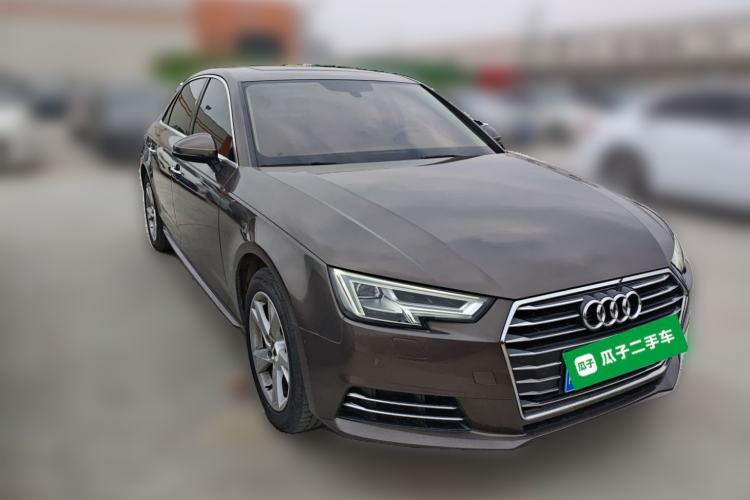 Used Audi A4L 2018 30th Anniversary Edition 40 TFSI Trendy Model Front Right 45 Deg