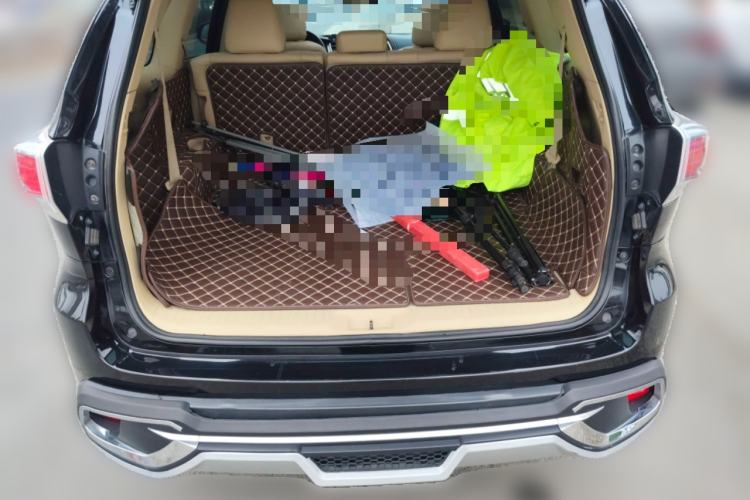 Used Toyota Highlander 2017 2.0T Four-Wheel Drive Luxury Edition 7 Seats Trunk