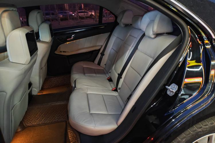 Used Mercedes-Benz E-Class 2010 E 300 L Fashion Model