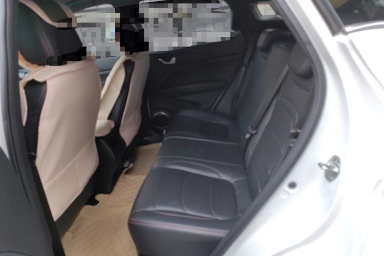 Used Dongfeng Fengon 500 2022 1.5L CVT Enjoyment Version Left Rear Seat