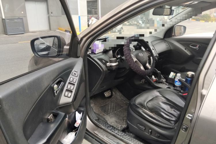 Used Hyundai ix35 2013 2.0L Automatic Two-Wheel Drive Smart GLS China IV Standard
