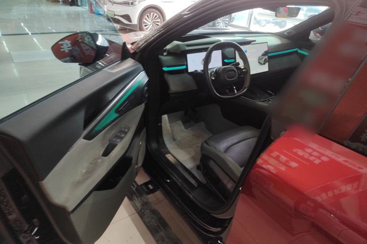 Used Lynk & Co 08 EM-P 2023 120km Long-Range Halo Driver Seat