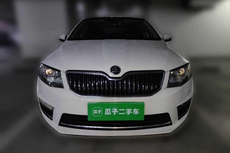 Used Skoda Octavia 2017 1.6L Automatic Smart Drive Edition
