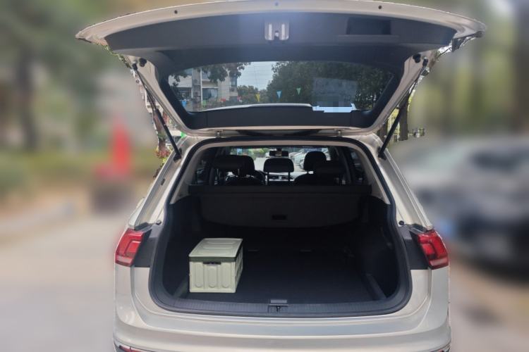 Used Volkswagen Tiguan L 2019 330TSI Automatic Two-Wheel Drive Panoramic Comfort Edition China VI Standard
