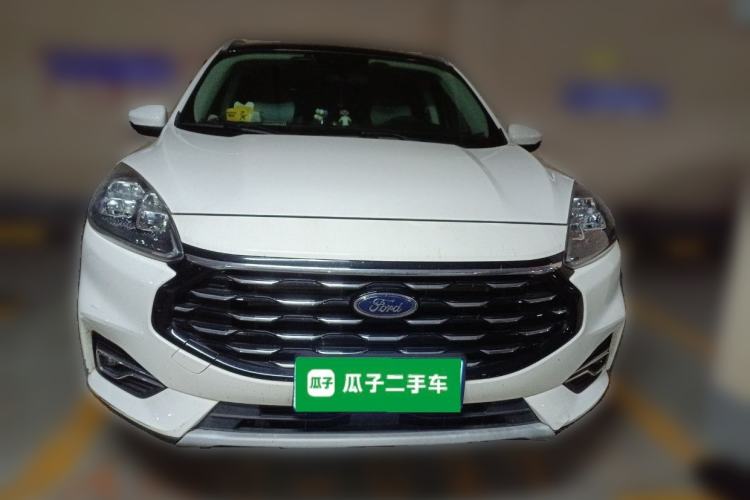 Used Ford Escape 2020 EcoBoost 245 Two-Wheel-Drive Titanium Edition
